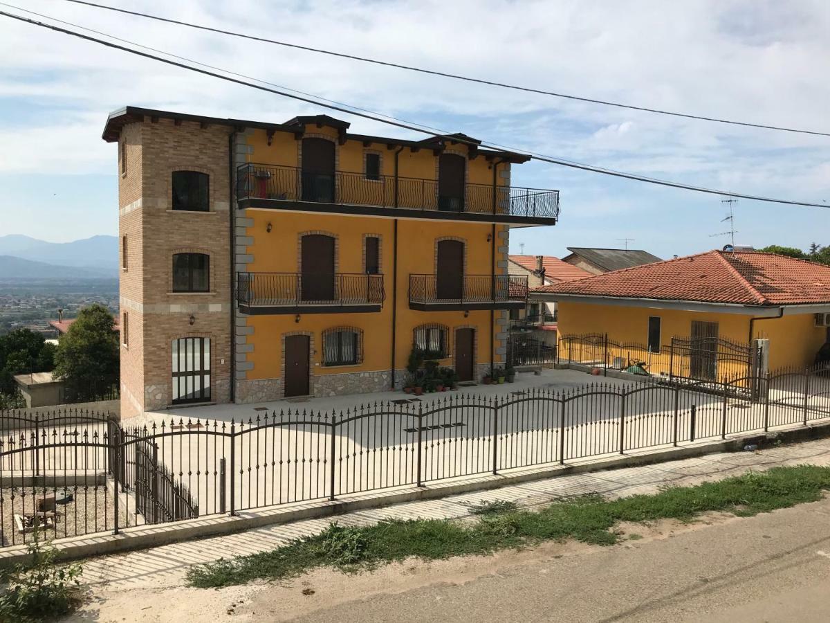 A Casa Di Laura B&B Apartments Campagna Εξωτερικό φωτογραφία